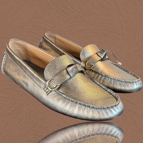 NWOT Cole Haan Women’s ‘Evelyn’ Bow Driver Loafer in “Pewter Metallic” Size 8.5 - Picture 8 of 16